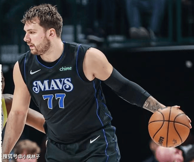  安娜抑郁症被各种怪物杀死 